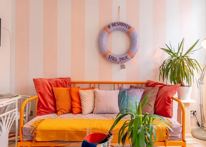 The Courtyard Suite By Margate Suites